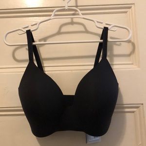 Knix Wing Women bra size 6+